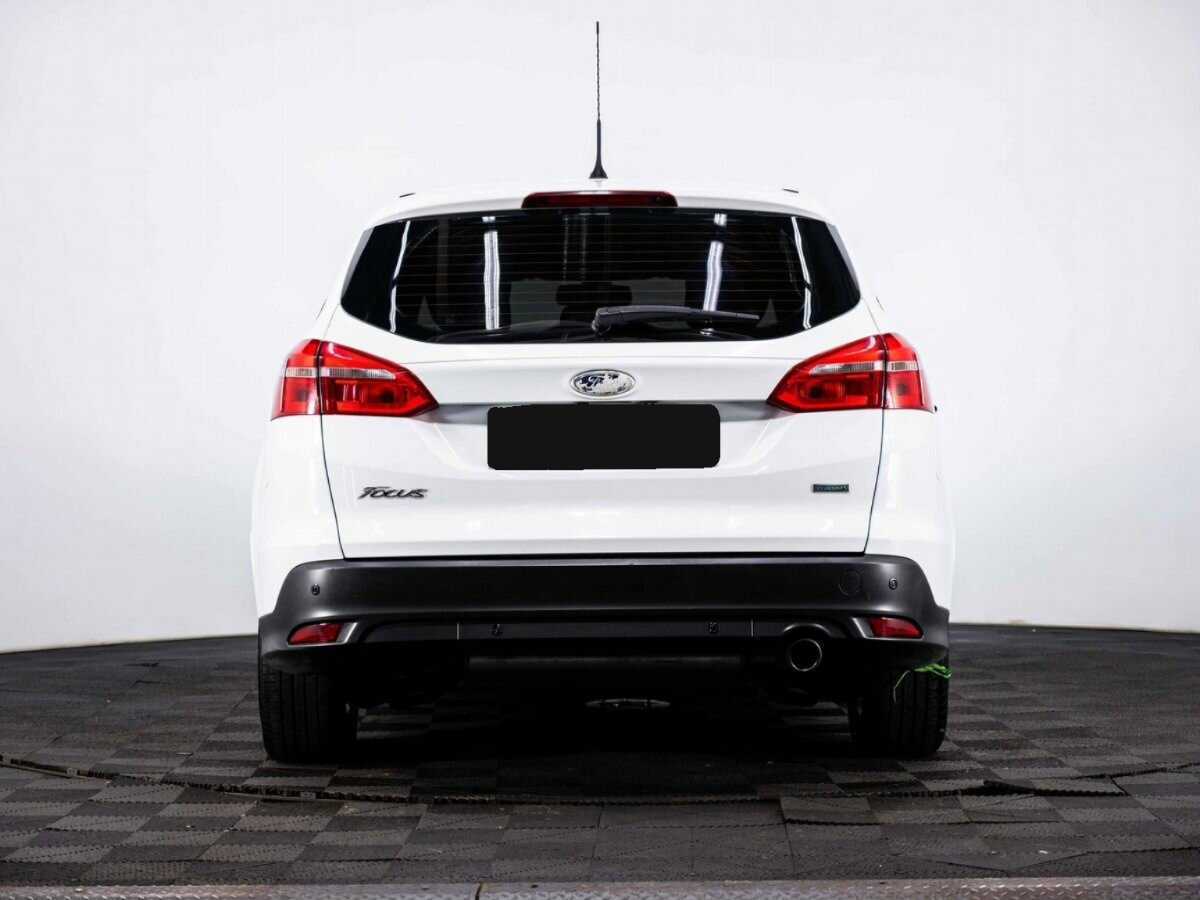 Форд Фокус б/у, 2016, Автоматическая. Фото: #4
