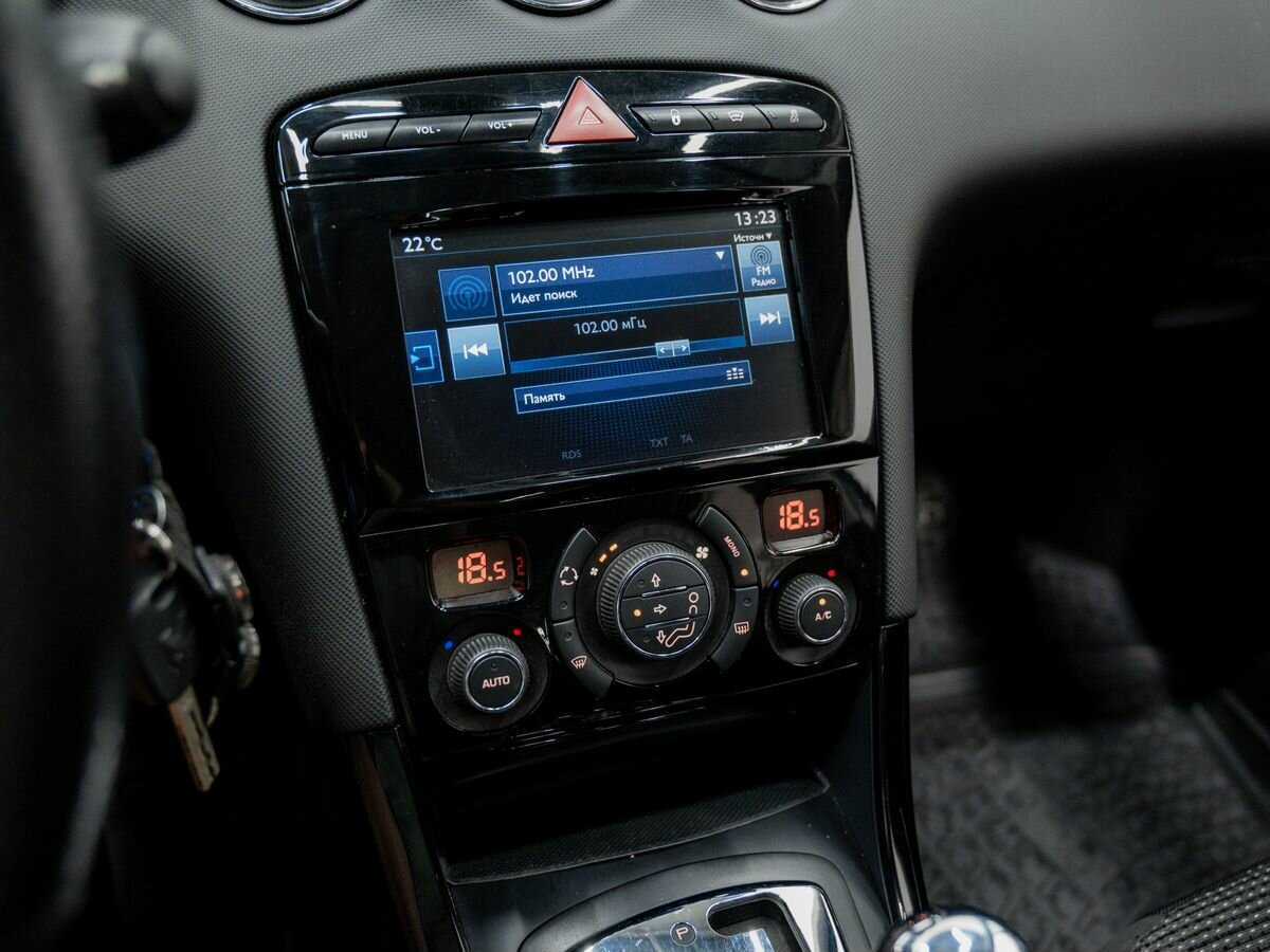 Пежо 408 б/у, 2017, Автоматическая. Фото: #17