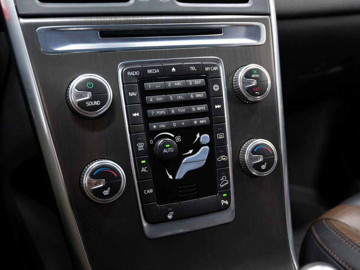 Вольво ИксЦ60 б/у, 2014, Автоматическая. Фото: #22