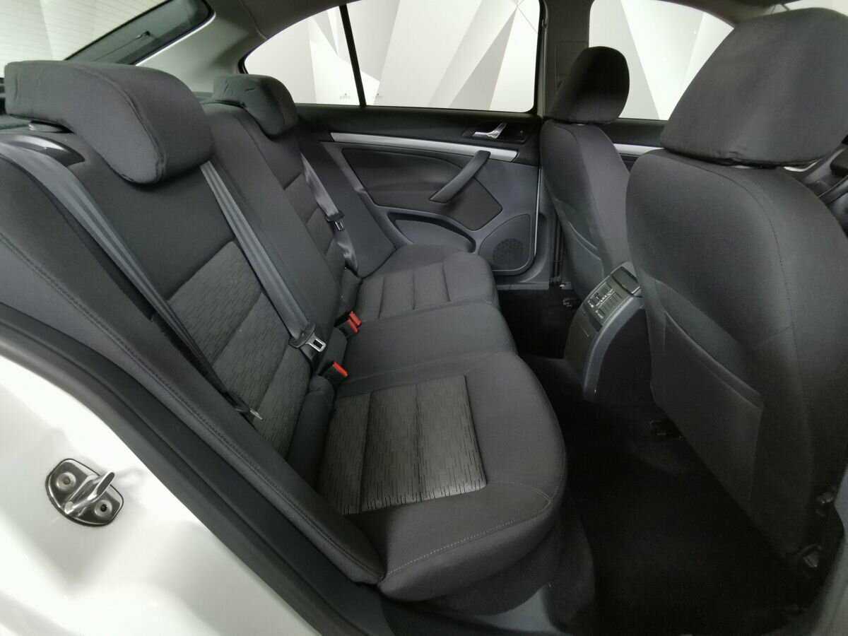 Шкода Октавия б/у, 2012, Автоматическая. Фото: #11