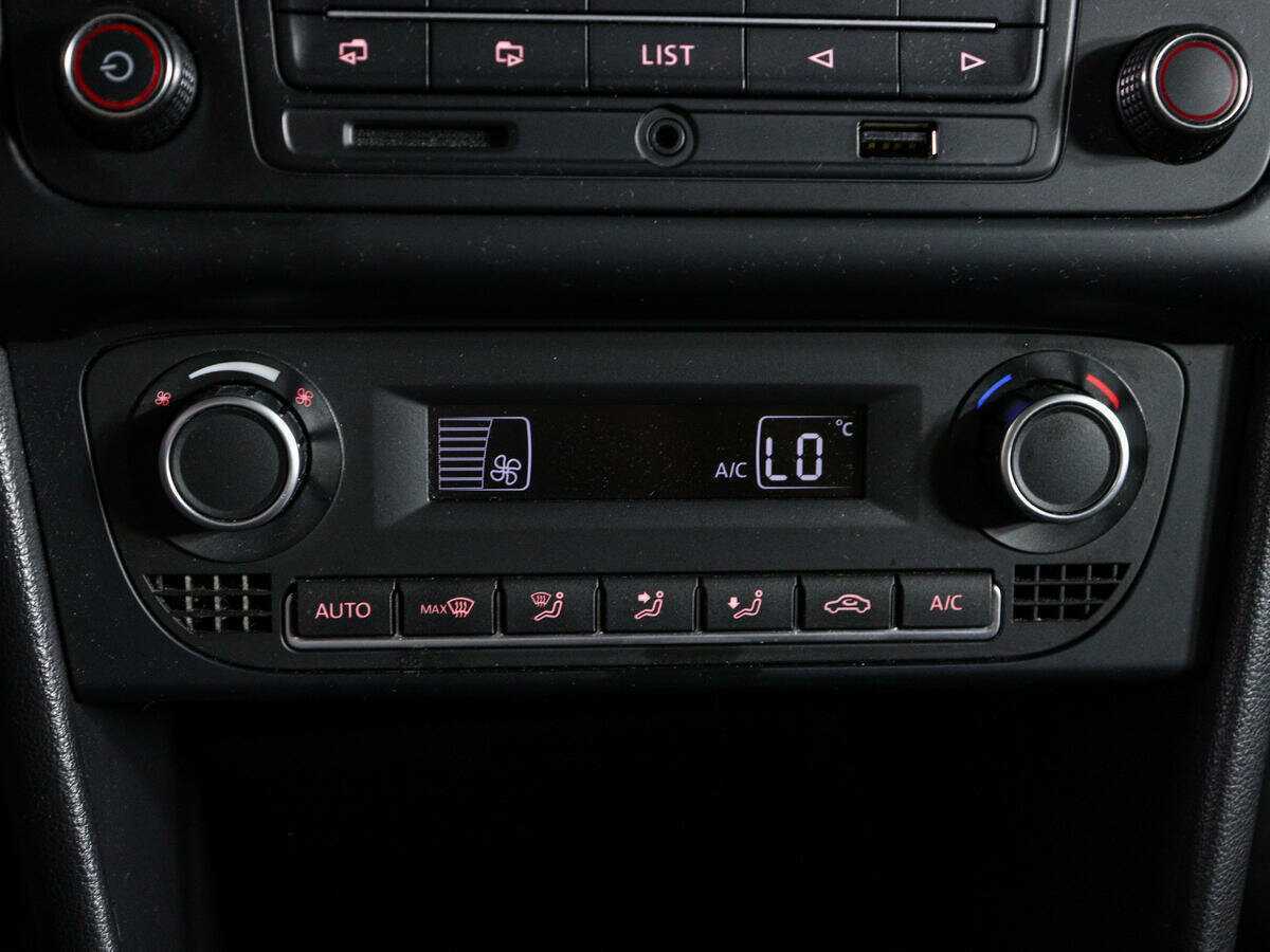 Фольксваген Поло б/у, 2014, Автоматическая. Фото: #14