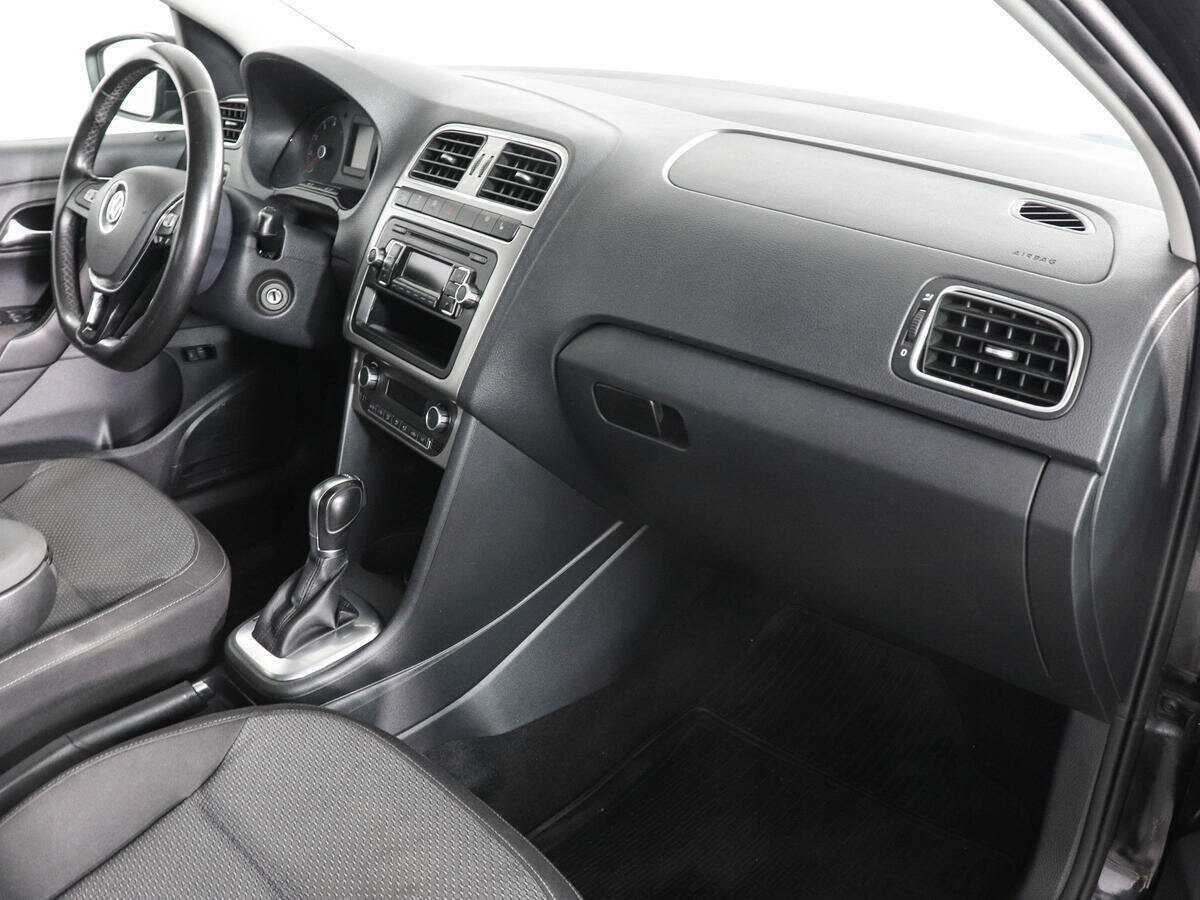 Фольксваген Поло б/у, 2017, Роботизированная. Фото: #5