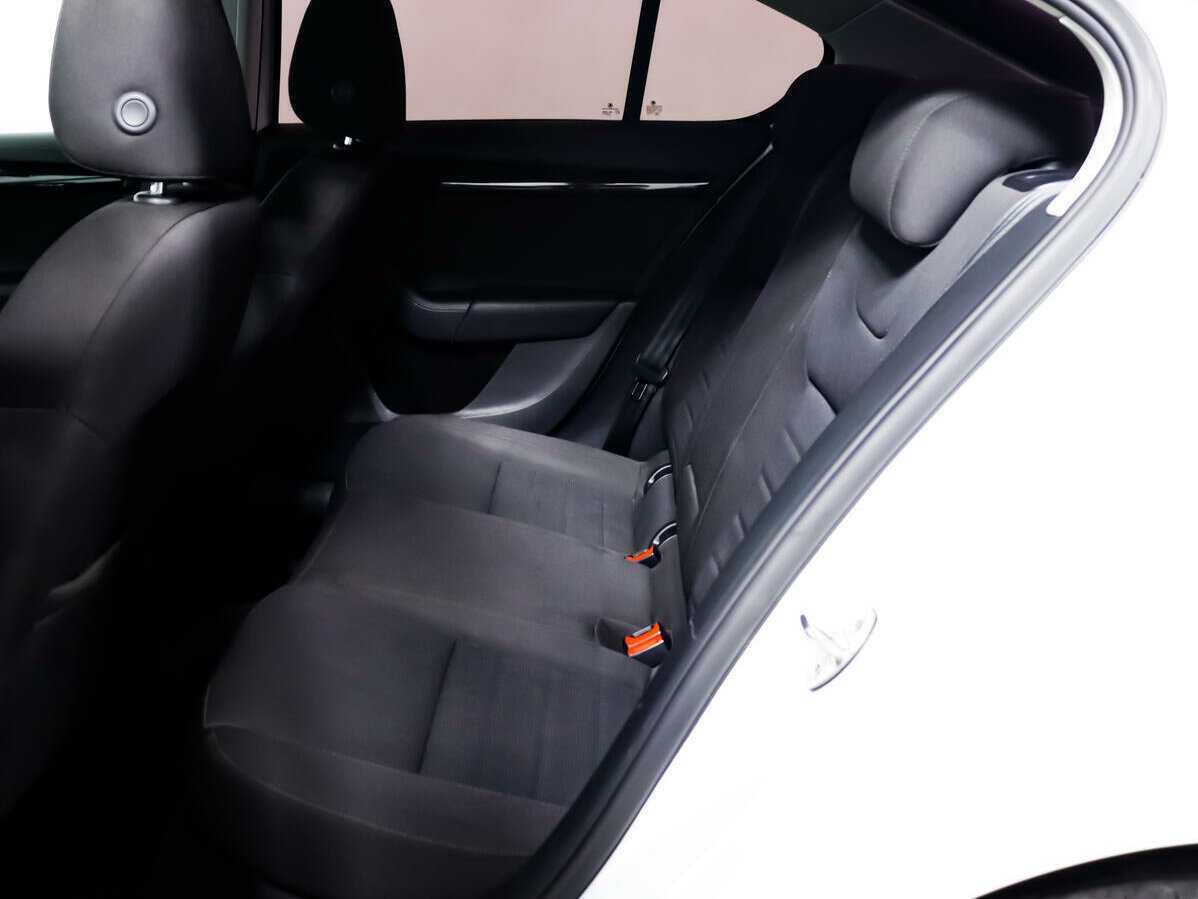 Шкода Октавия б/у, 2016, Роботизированная. Фото: #11