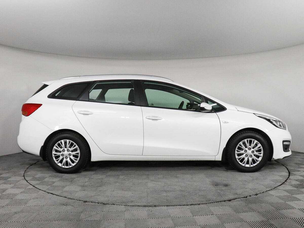 Киа Сид б/у, 2018, Механическая. Фото: #3