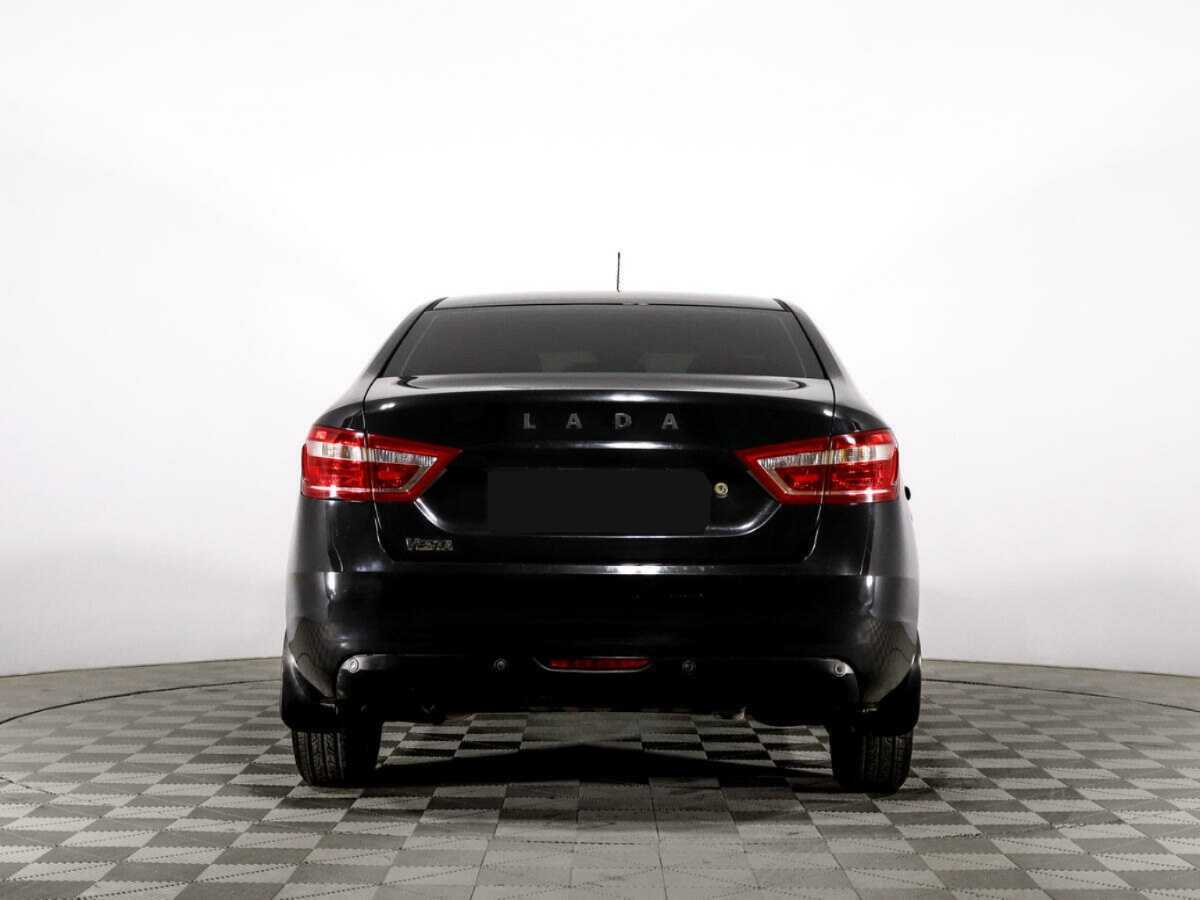 Лада (ВАЗ) Веста б/у, 2017, Механическая. Фото: #4