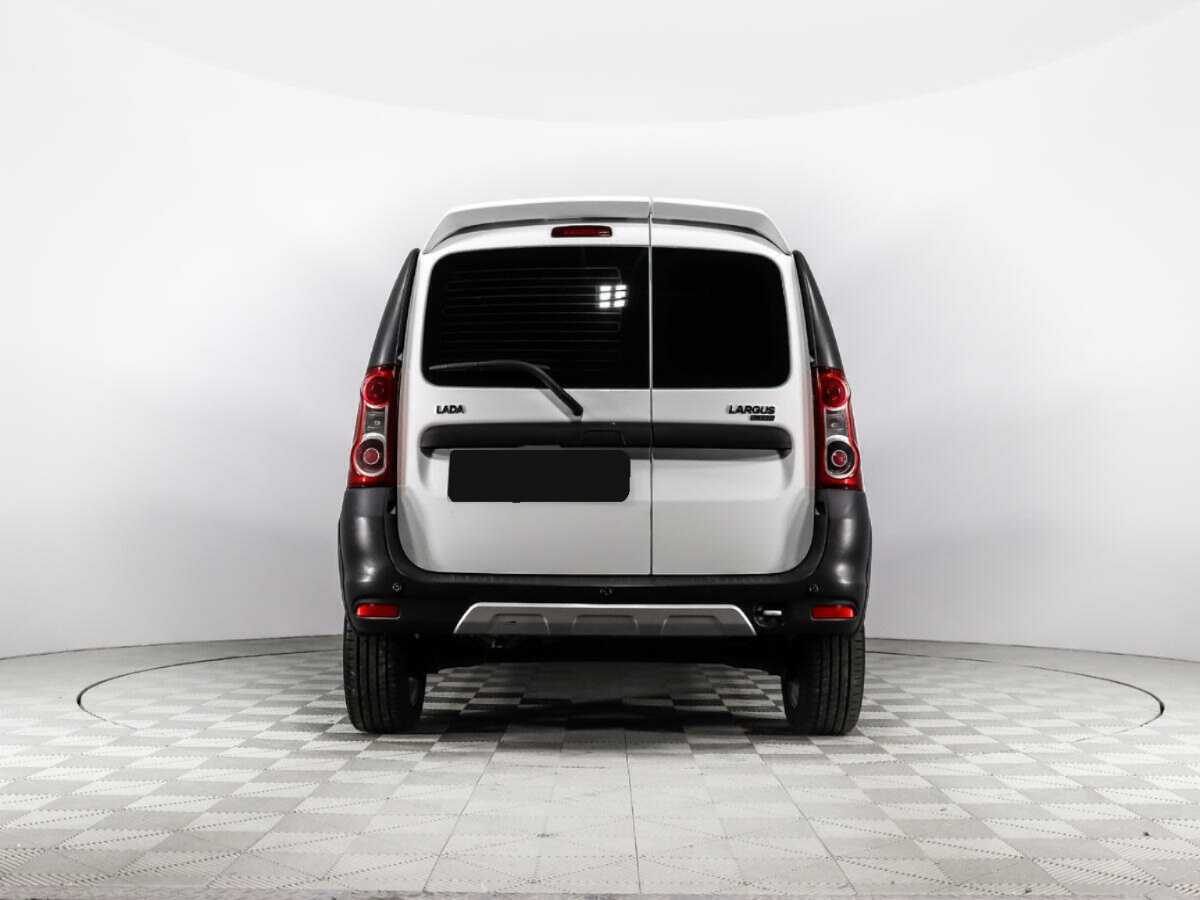 Лада (ВАЗ) Ларгус б/у, 2015, Механическая. Фото: #5