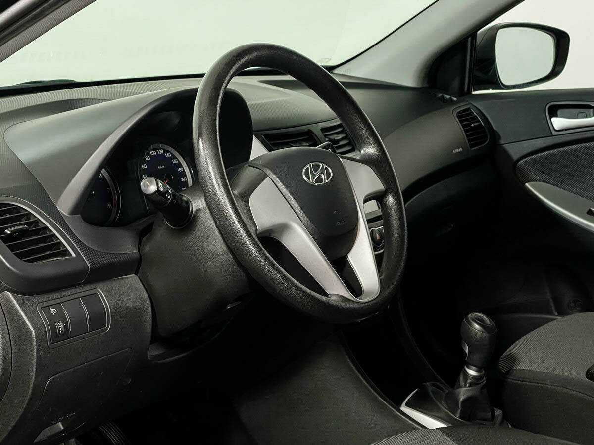 Хендай Солярис б/у, 2012, Механическая. Фото: #12