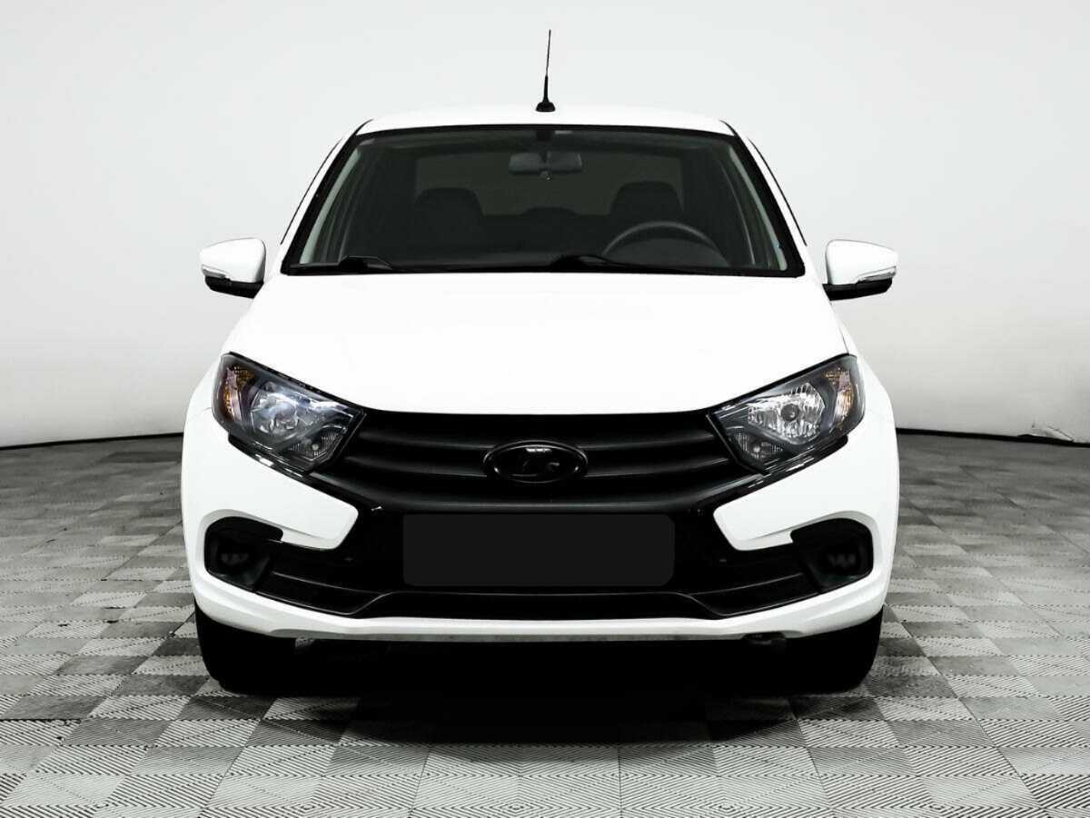 Лада (ВАЗ) Гранта б/у, 2020, Механическая. Фото: #1