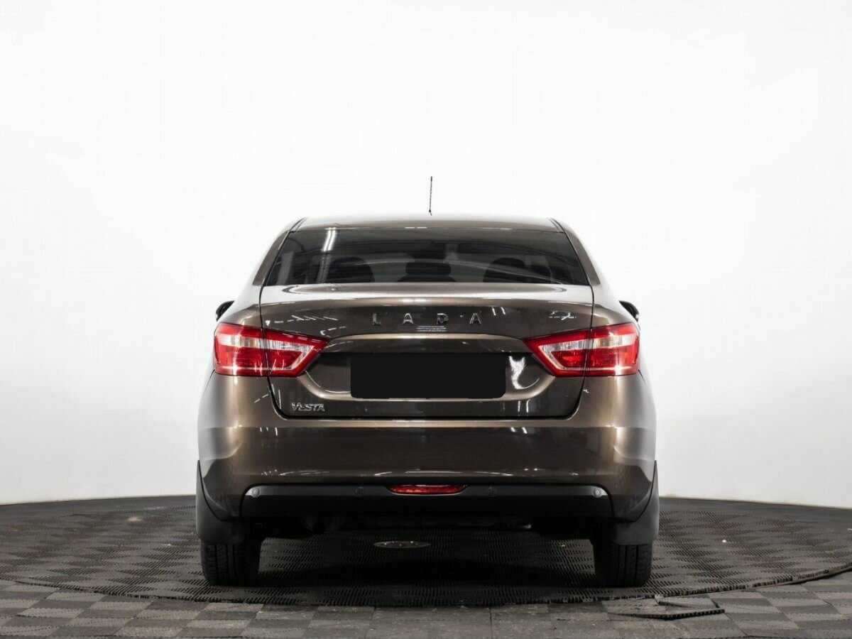 Лада (ВАЗ) Веста б/у, 2021, Механическая. Фото: #4