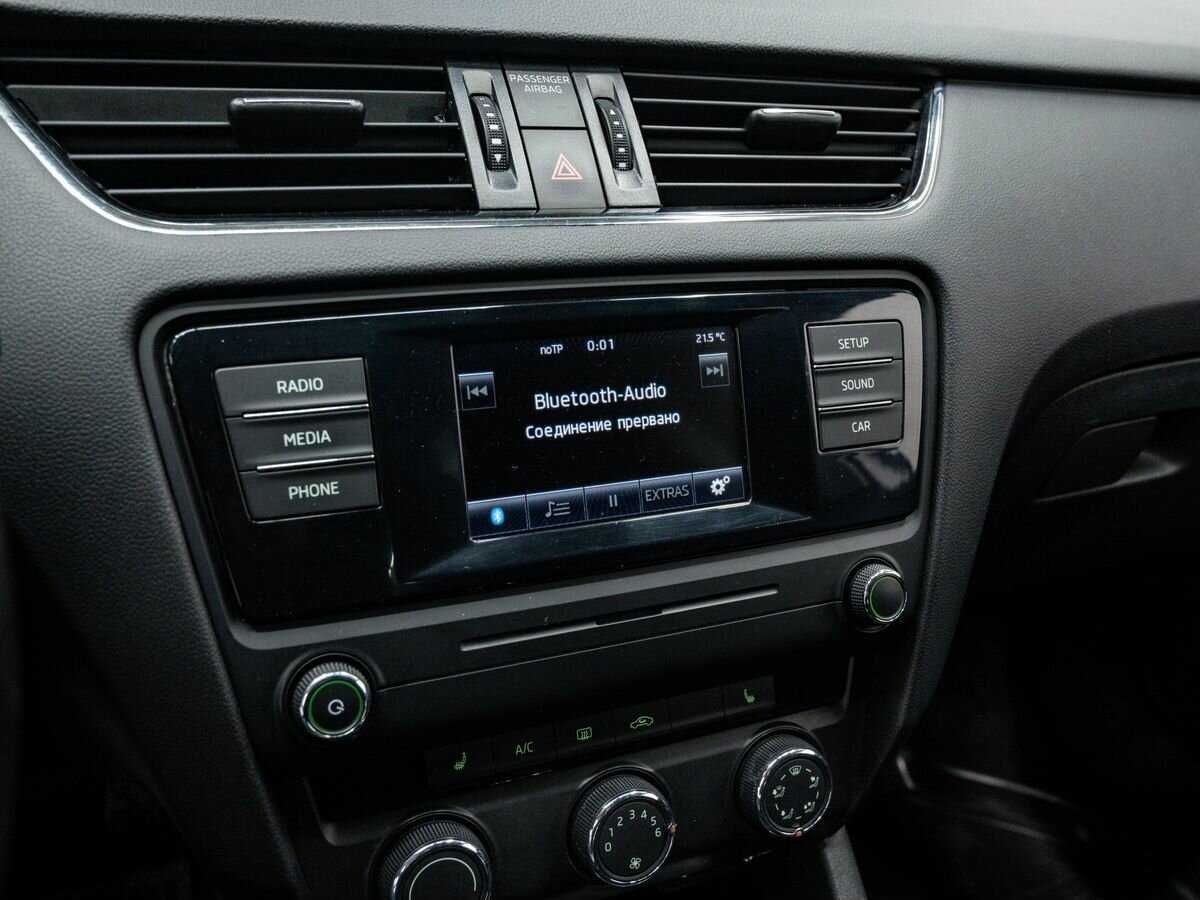 Шкода Октавия б/у, 2015, Роботизированная. Фото: #15