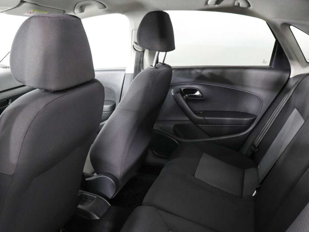 Фольксваген Поло б/у, 2013, Автоматическая. Фото: #11