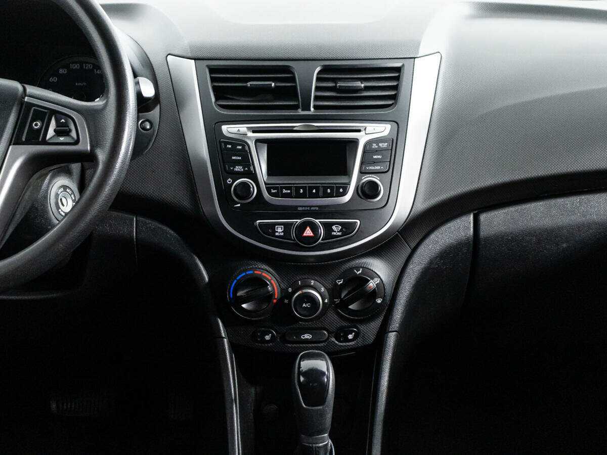 Хендай Солярис б/у, 2015, Автоматическая. Фото: #13