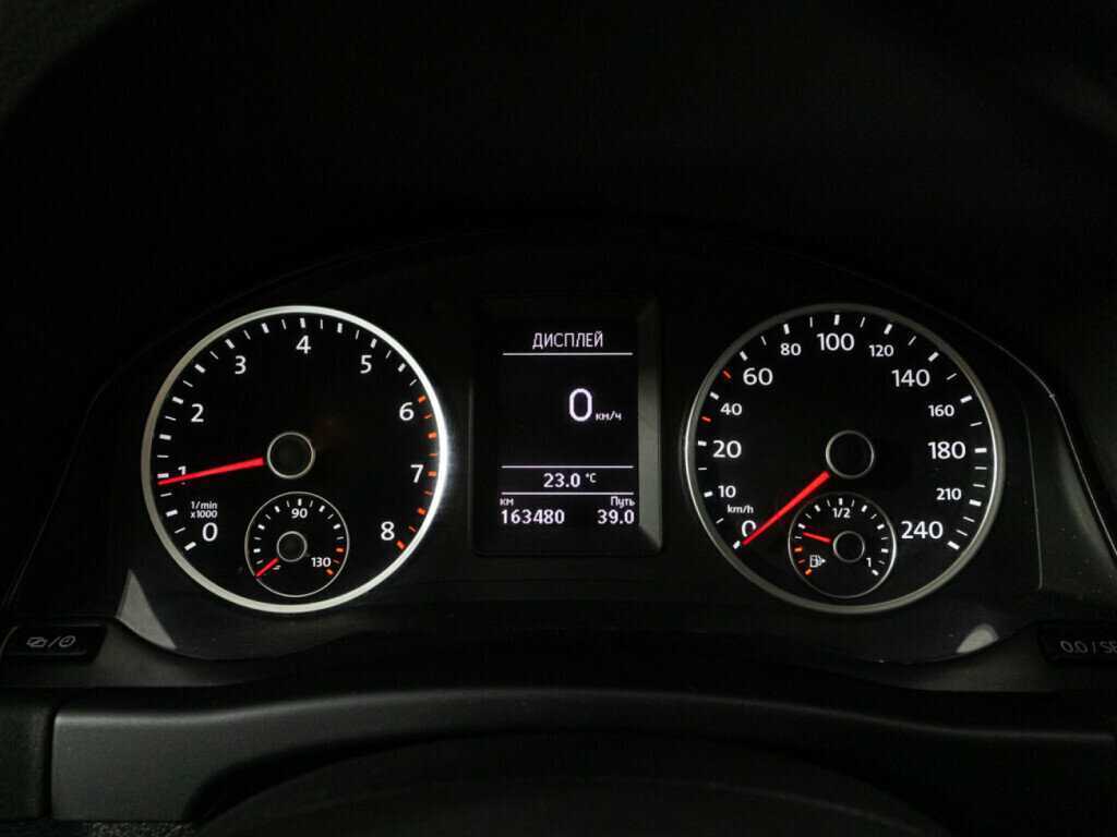 Фольксваген Тигуан б/у, 2014, Роботизированная. Фото: #11