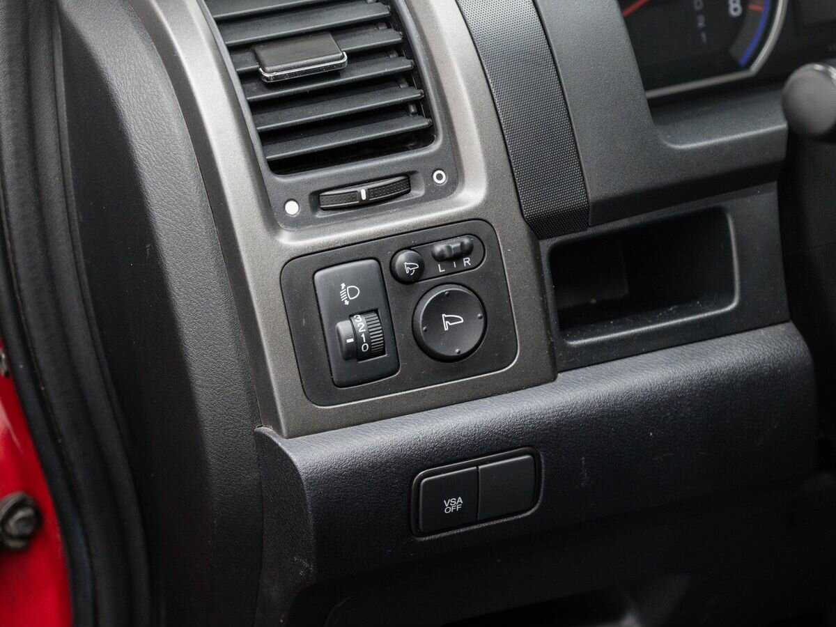 Хонда ЦР-В б/у, 2012, Автоматическая. Фото: #16