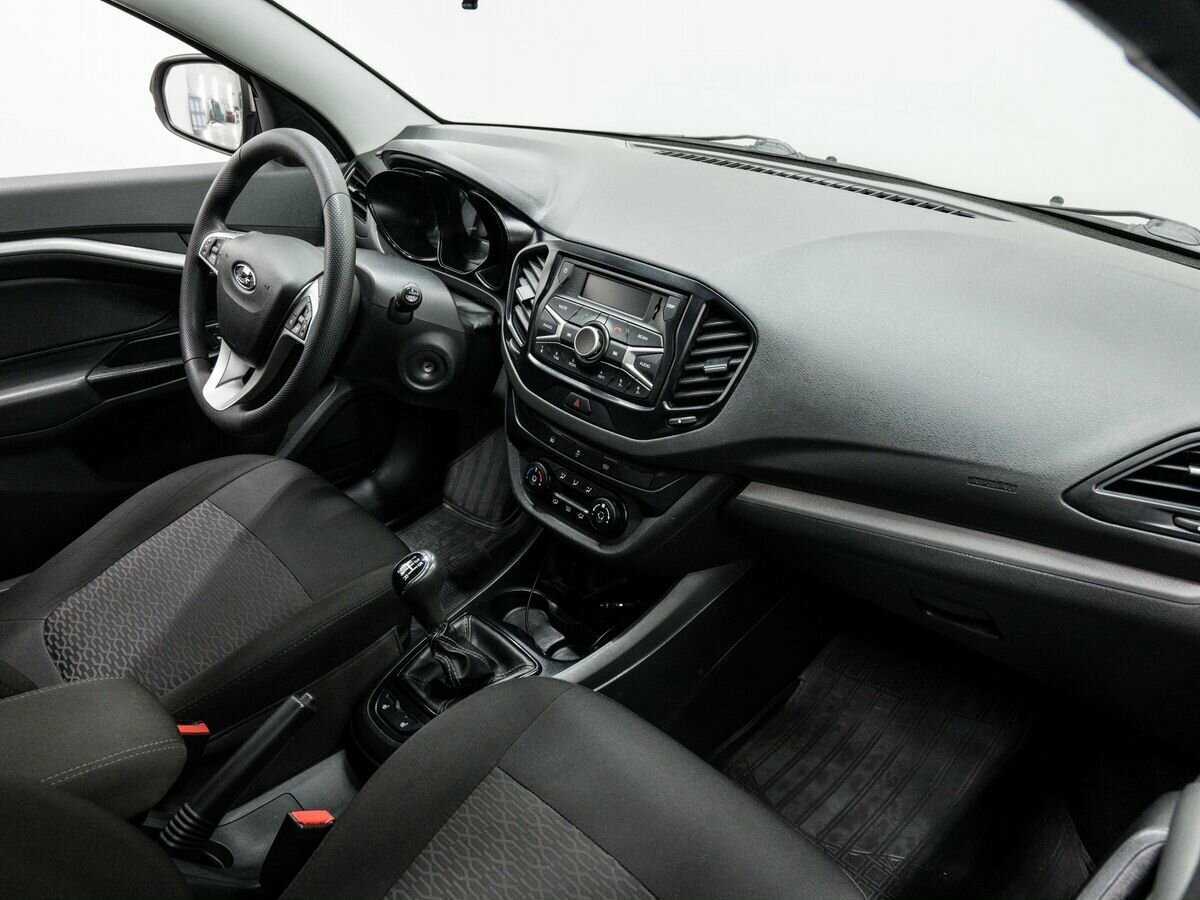 Лада (ВАЗ) Веста б/у, 2019, Механическая. Фото: #7