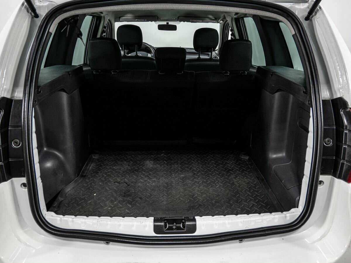 Ниссан Террано б/у, 2015, Автоматическая. Фото: #20