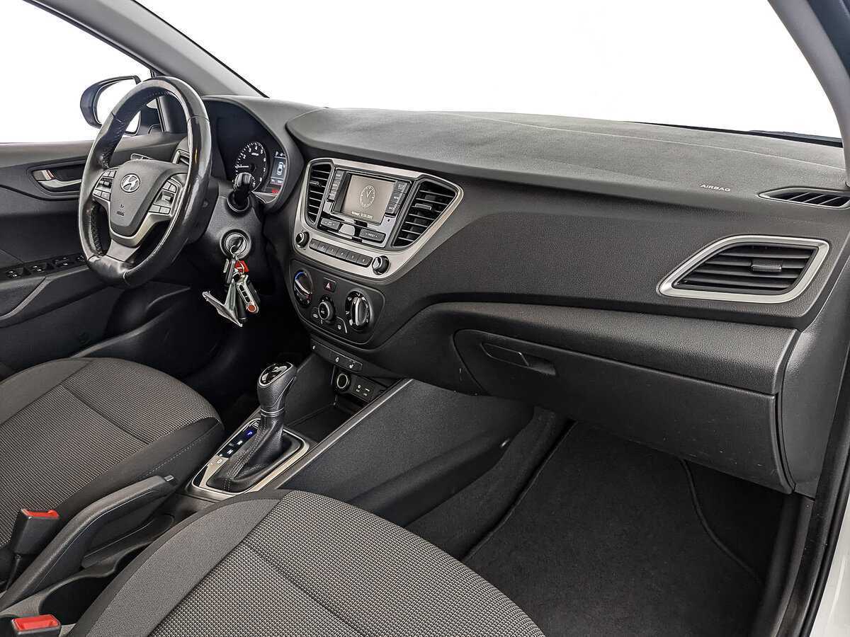 Хендай Солярис б/у, 2017, Автоматическая. Фото: #12