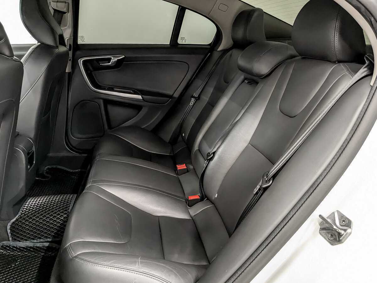 Вольво С60 б/у, 2016, Автоматическая. Фото: #11