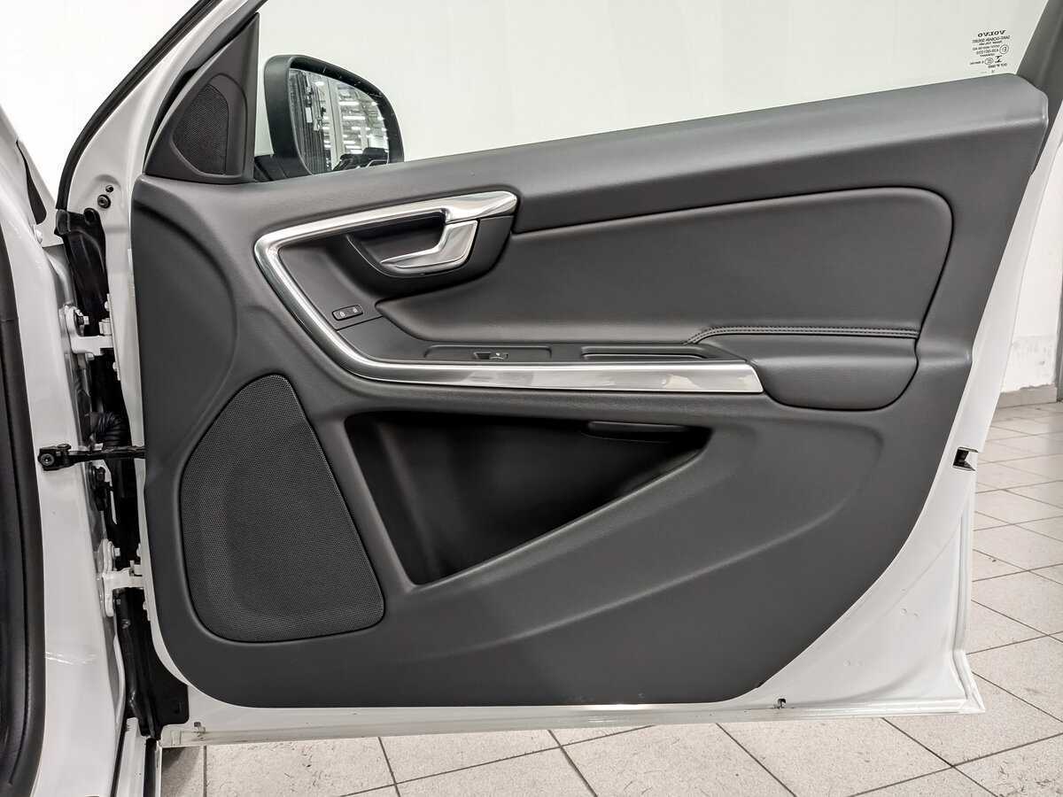 Вольво С60 б/у, 2016, Автоматическая. Фото: #25