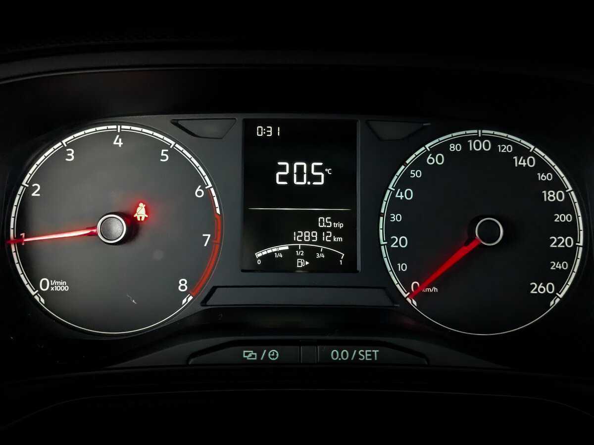 Фольксваген Поло б/у, 2021, Механическая. Фото: #12