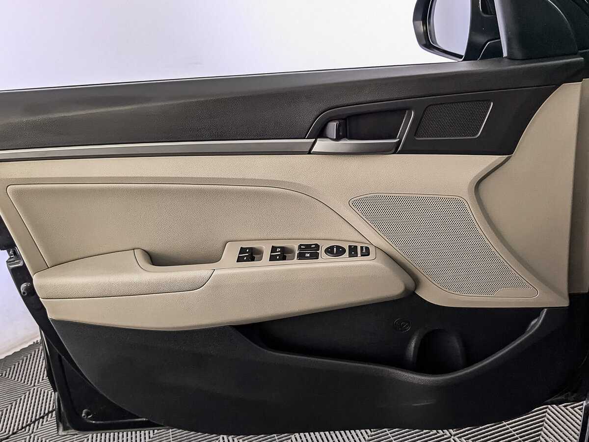 Хендай Елантра б/у, 2017, Автоматическая. Фото: #18