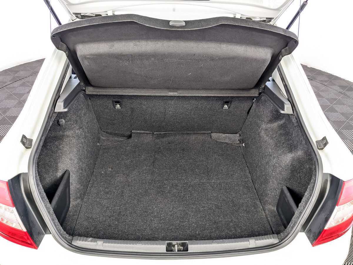 Шкода Рапид б/у, 2017, Механическая. Фото: #9