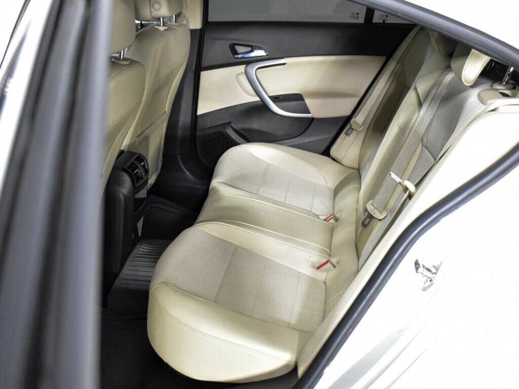 Опель Инсигния б/у, 2012, Автоматическая. Фото: #10