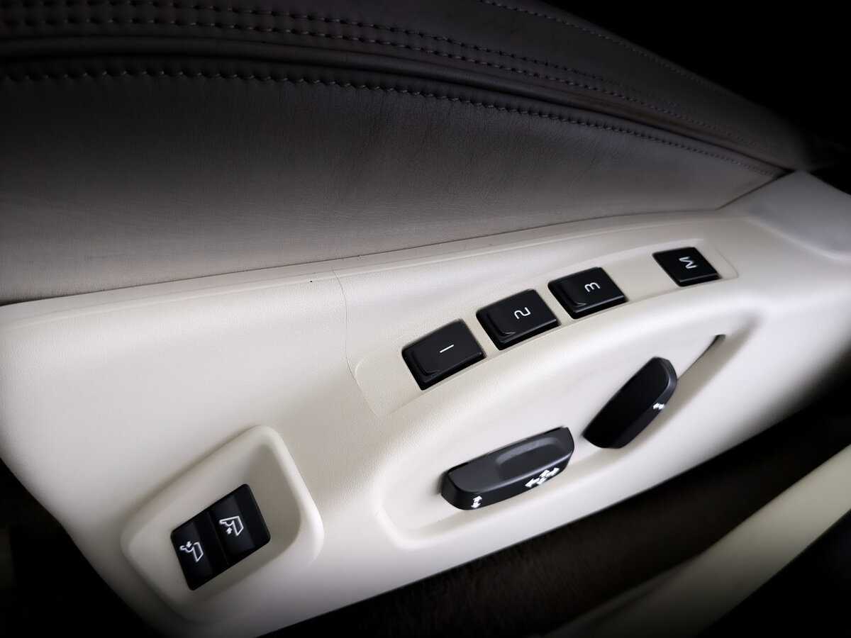 Вольво ИксЦ60 б/у, 2013, Автоматическая. Фото: #18