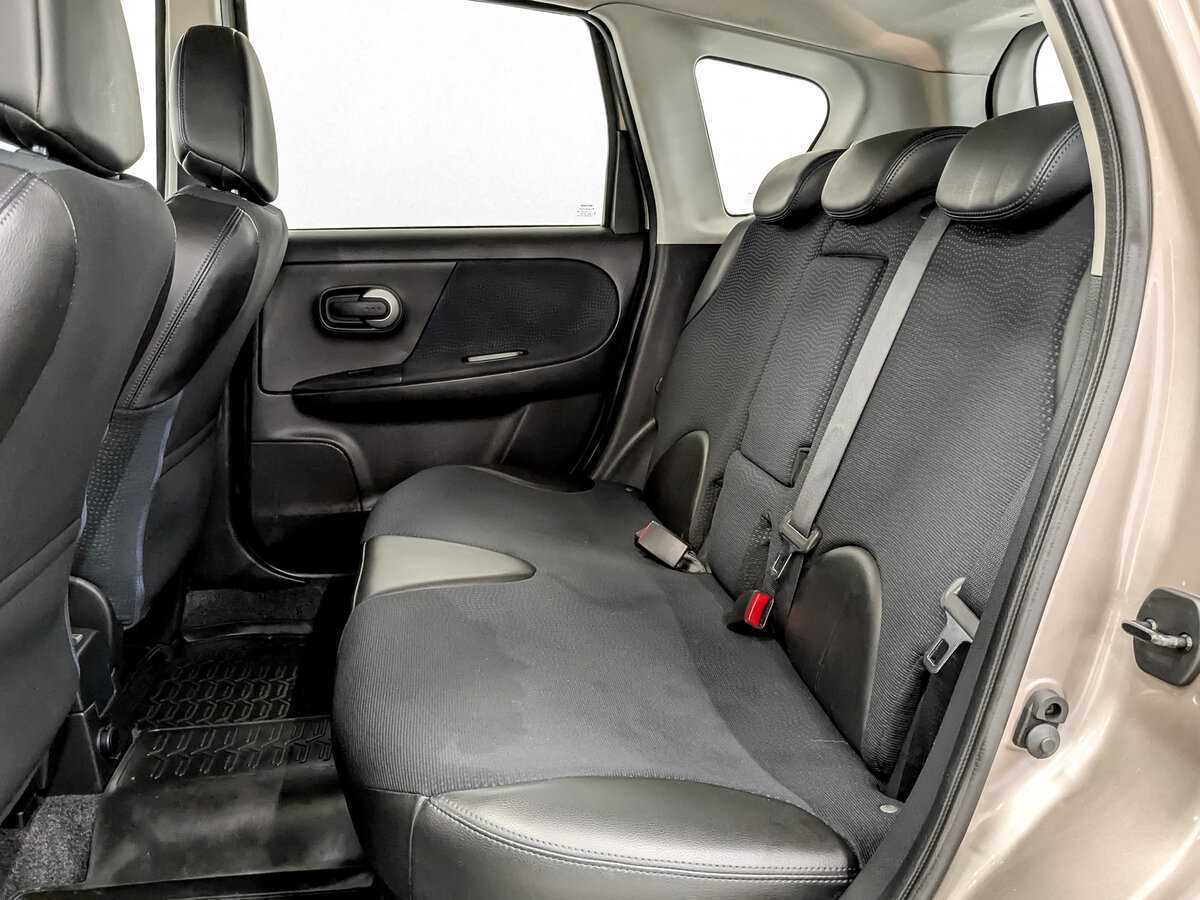 Ниссан Ноут б/у, 2013, Автоматическая. Фото: #11