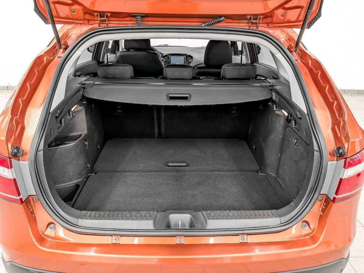 Лада (ВАЗ) Веста б/у, 2019, Роботизированная. Фото: #9