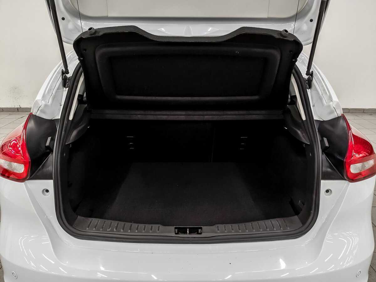 Форд Фокус б/у, 2017, Роботизированная. Фото: #9