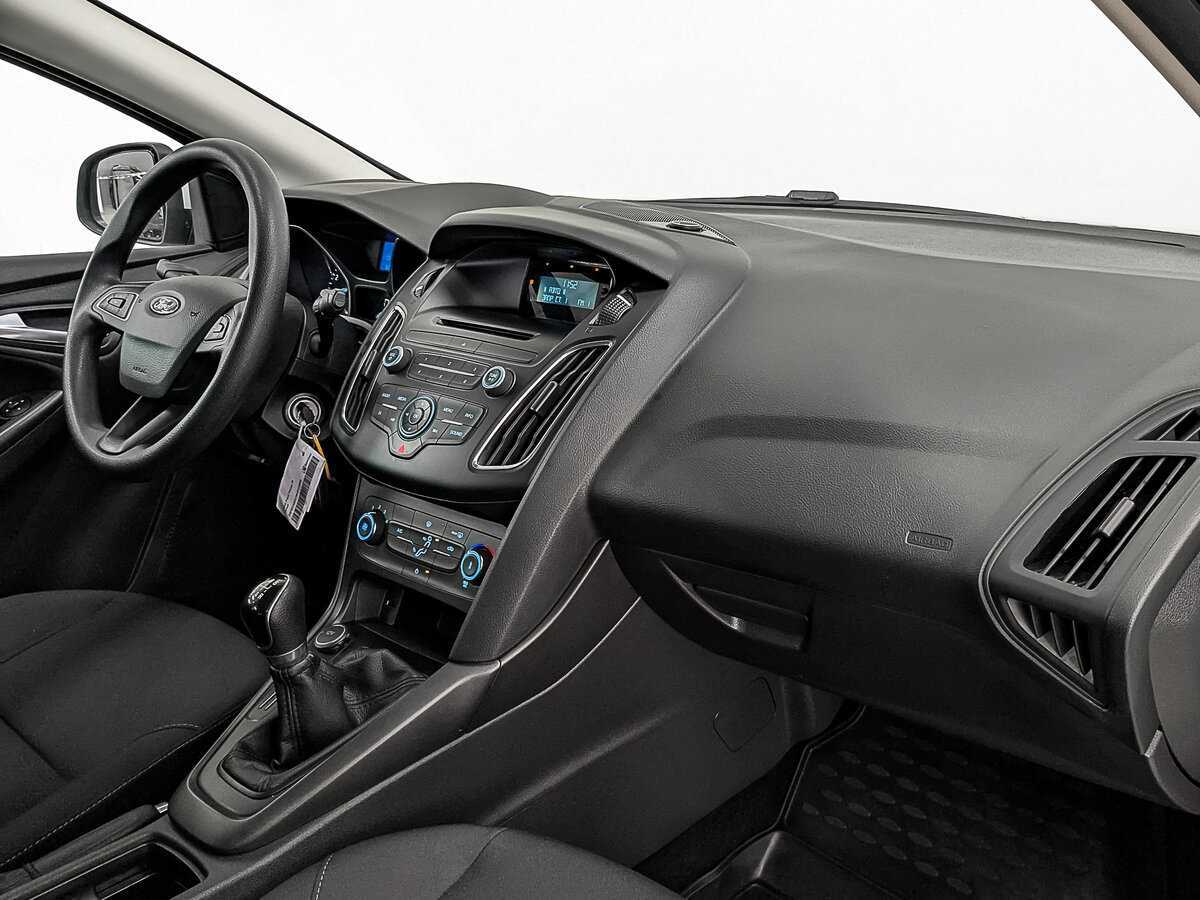 Форд Фокус б/у, 2017, Механическая. Фото: #10