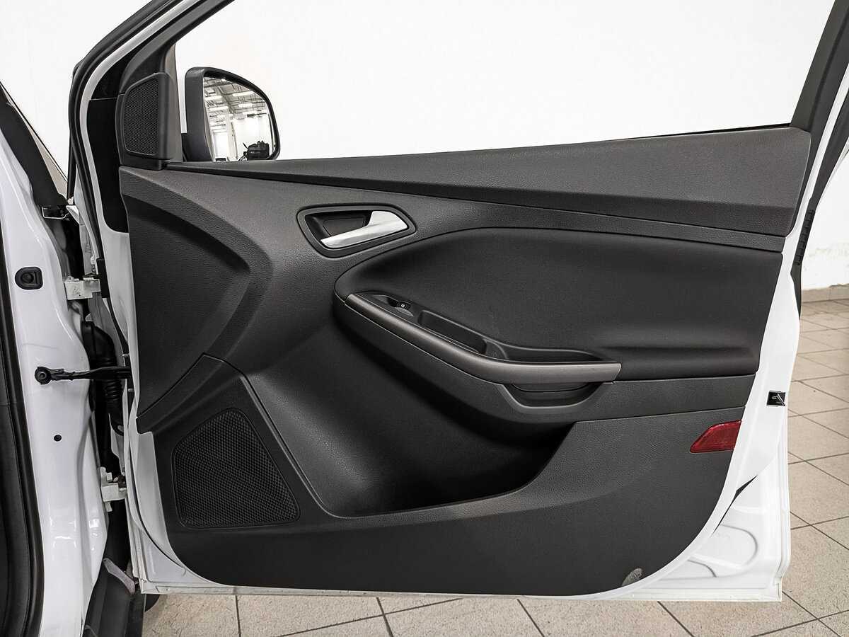 Форд Фокус б/у, 2017, Механическая. Фото: #22