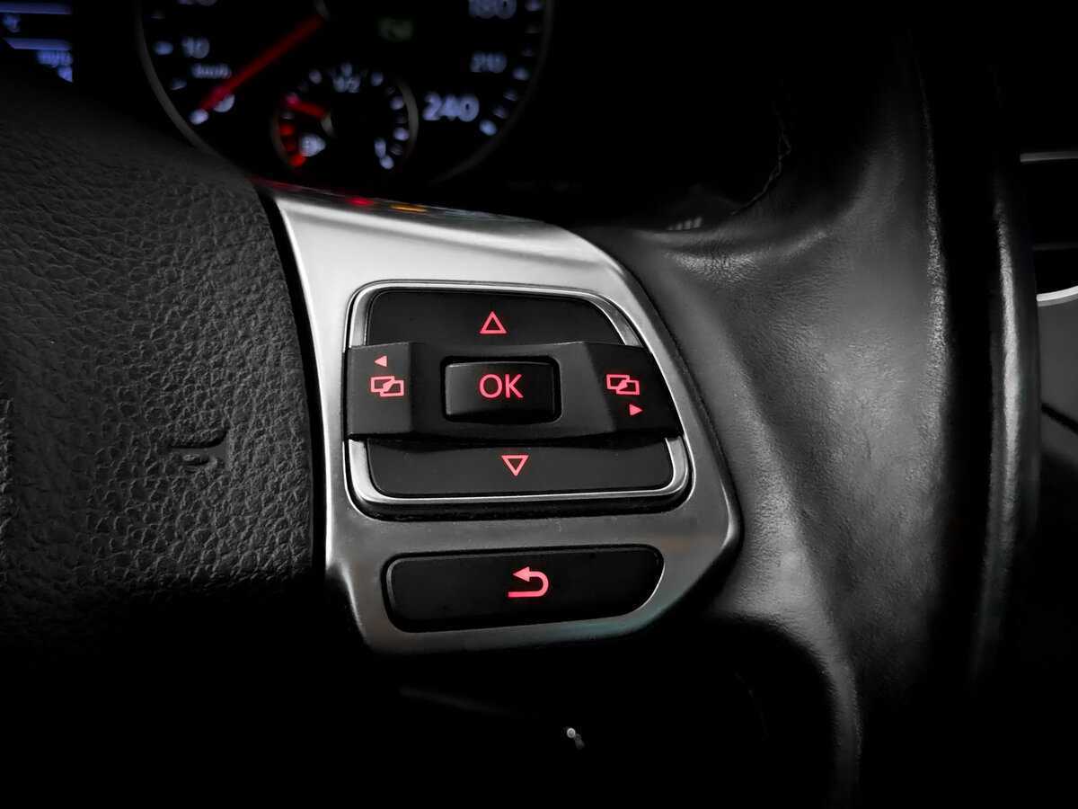 Фольксваген Тигуан б/у, 2016, Автоматическая. Фото: #25