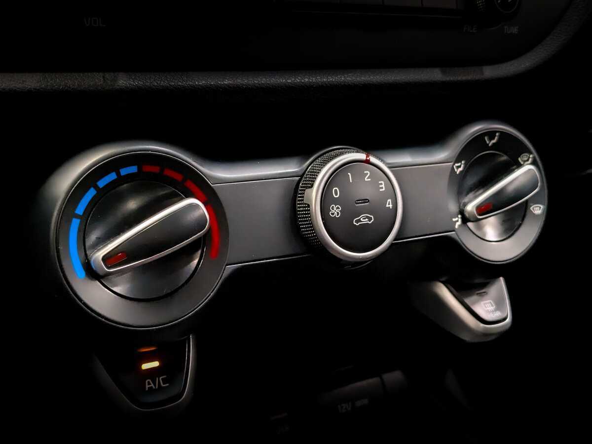 Киа Рио б/у, 2019, Автоматическая. Фото: #24