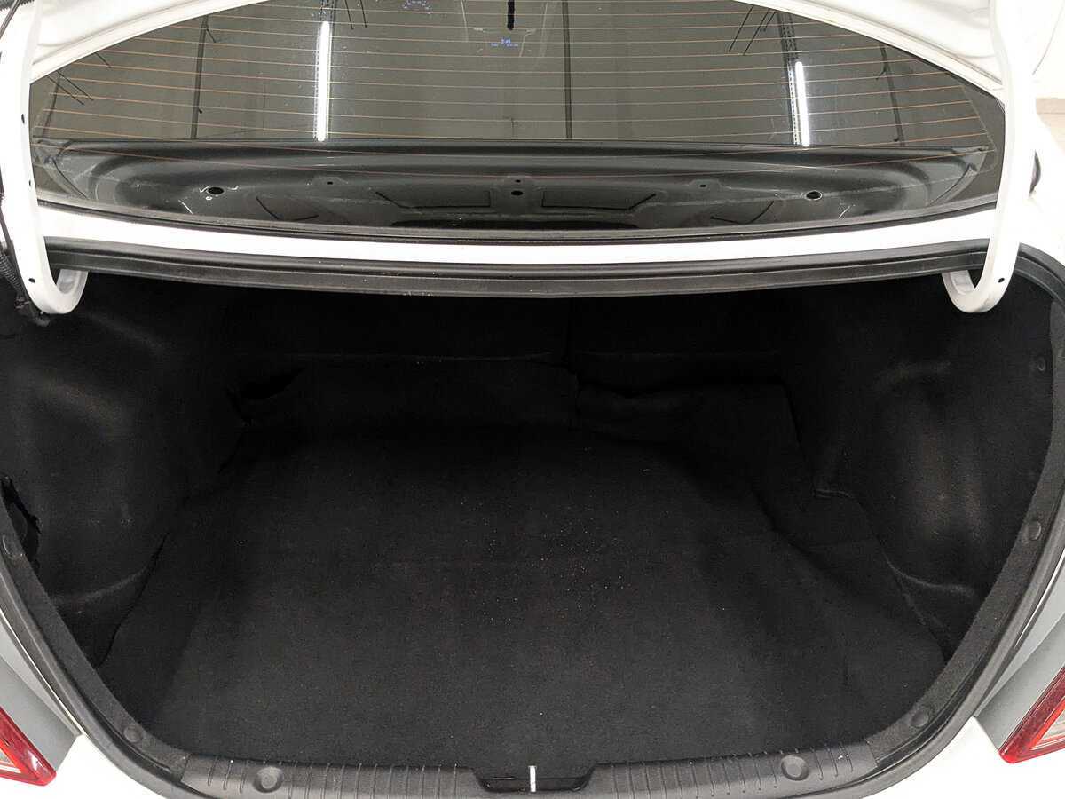 Хендай Солярис б/у, 2015, Механическая. Фото: #9