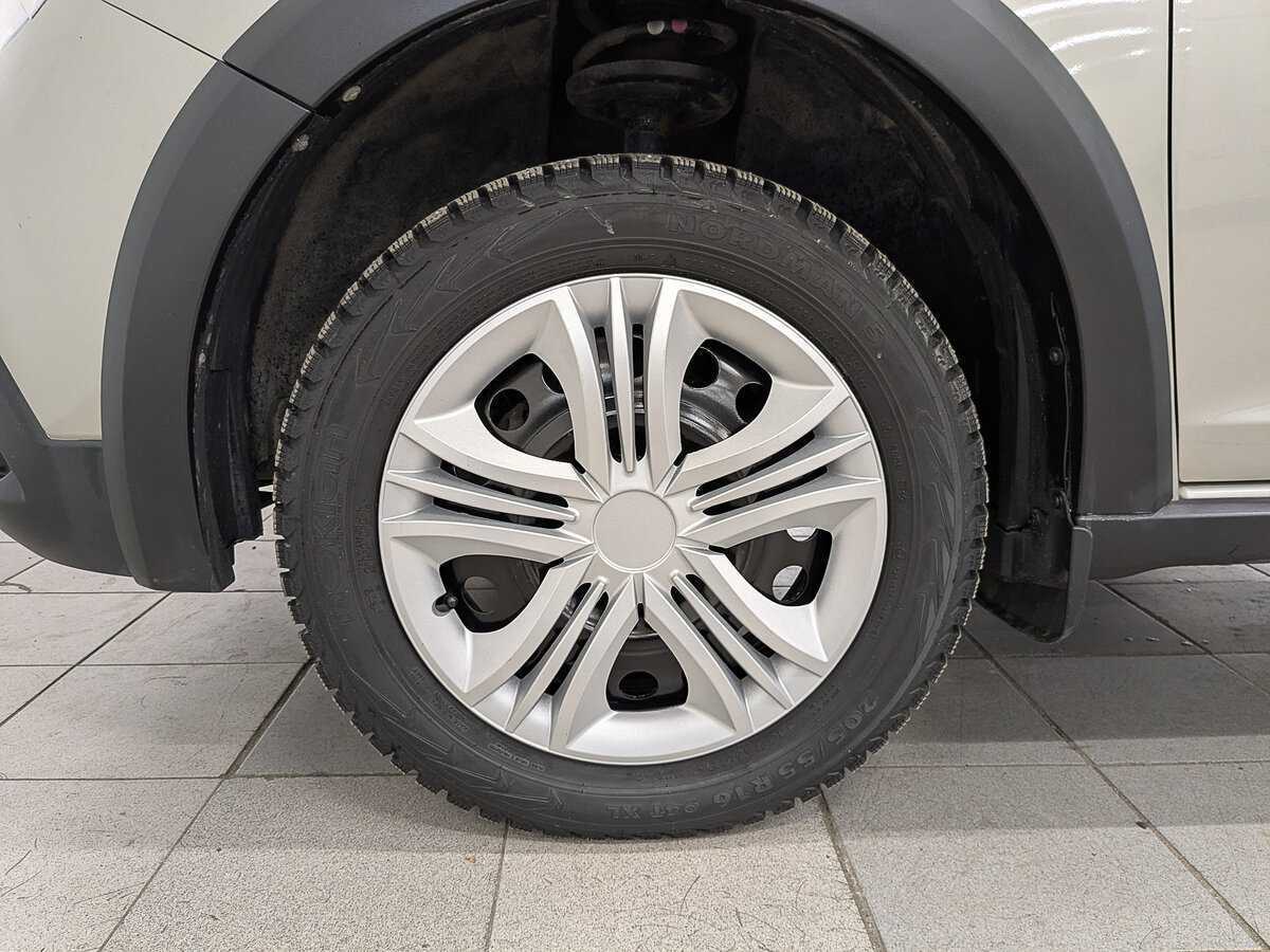 Рено Логан б/у, 2019, Автоматическая. Фото: #11