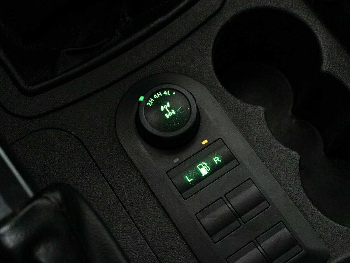 УАЗ Патриот б/у, 2016, Механическая. Фото: #15