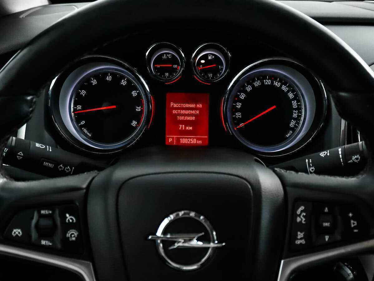 Опель Астра б/у, 2013, Автоматическая. Фото: #14