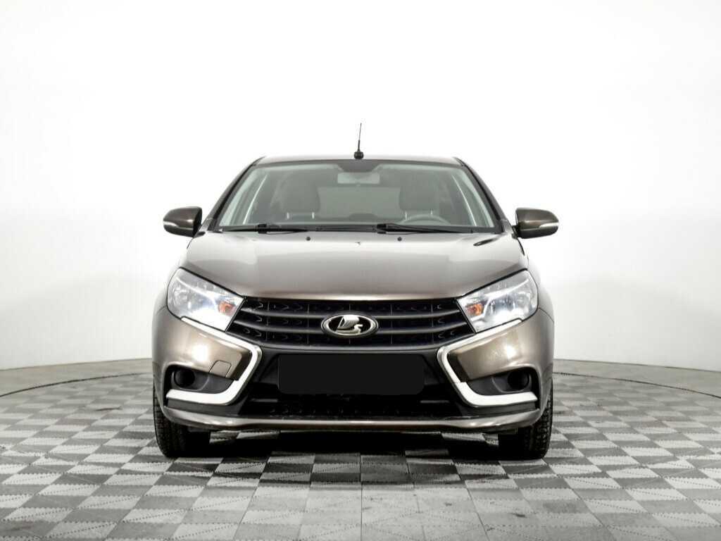 Лада (ВАЗ) Веста б/у, 2019, Механическая. Фото: #1