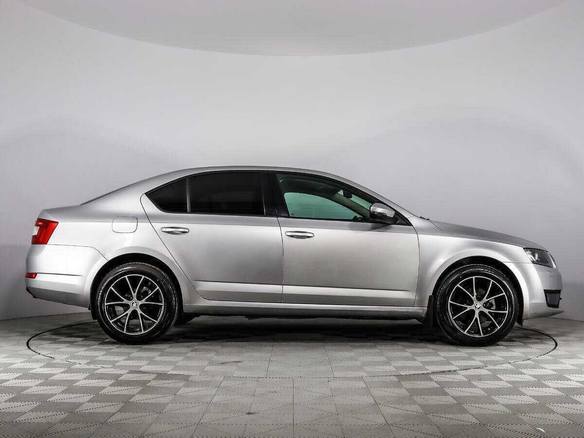 Шкода Октавия б/у, 2014, Роботизированная. Фото: #3