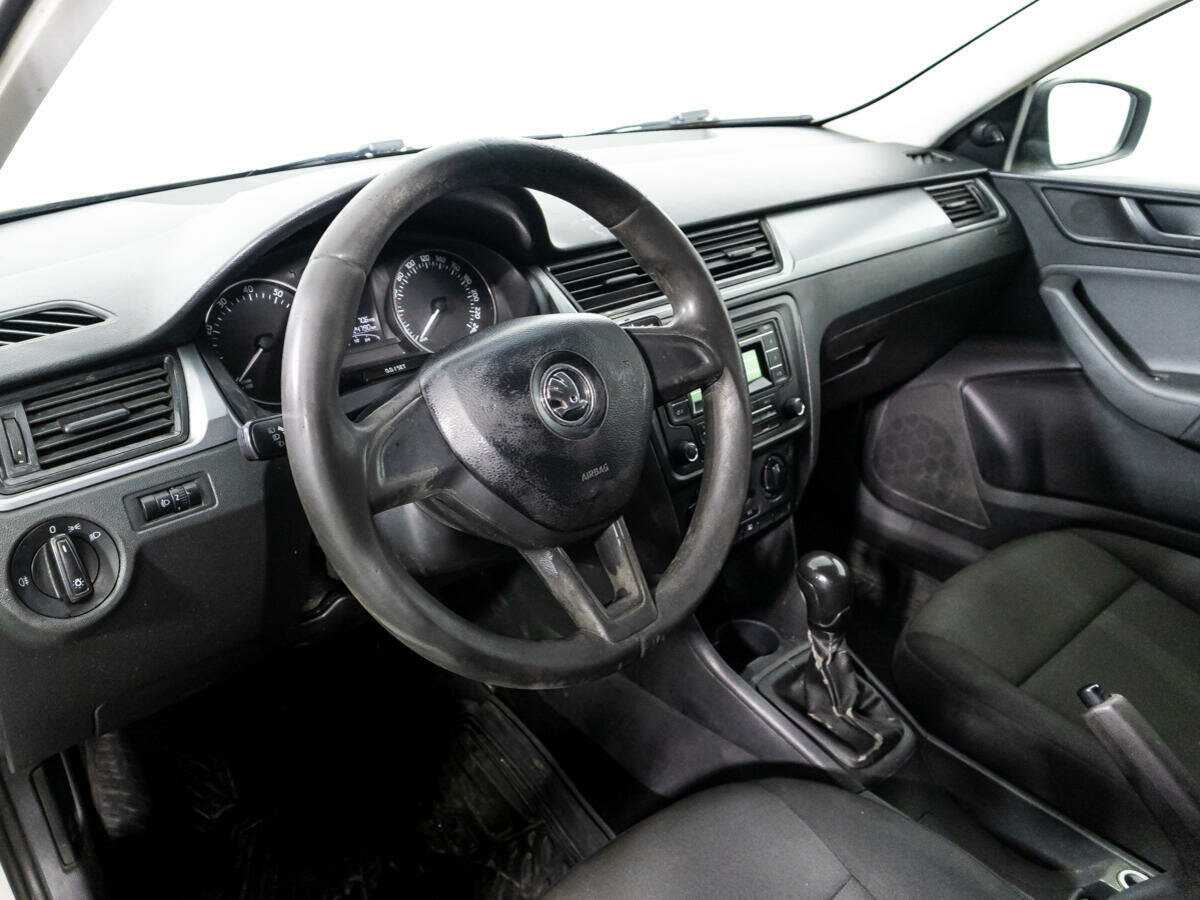 Шкода Рапид б/у, 2016, Механическая. Фото: #6