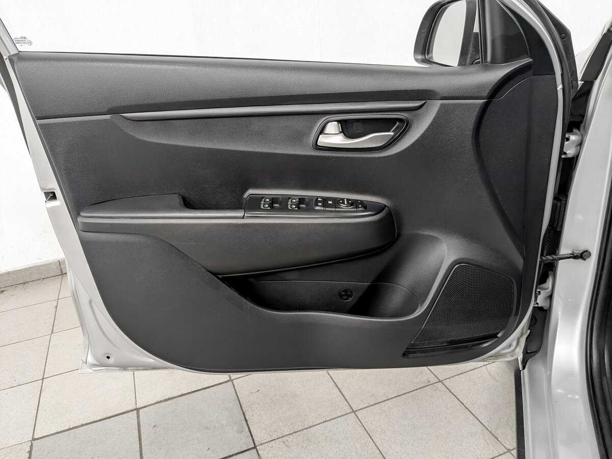 Киа Рио б/у, 2020, Автоматическая. Фото: #18