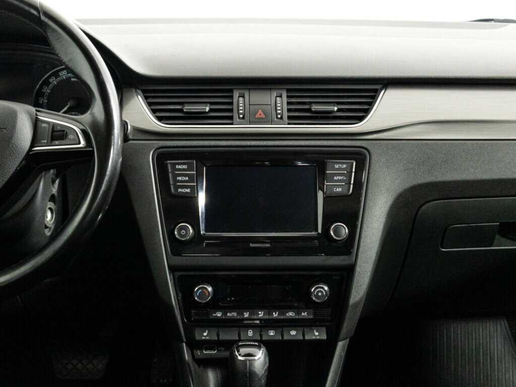 Шкода Рапид б/у, 2018, Роботизированная. Фото: #13