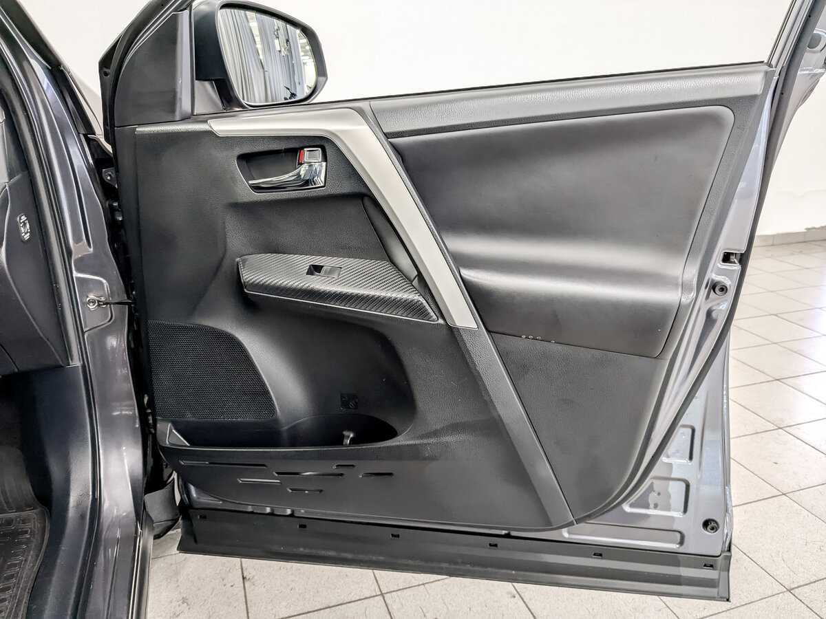 Тойота Рав4 б/у, 2014, Автоматическая. Фото: #22