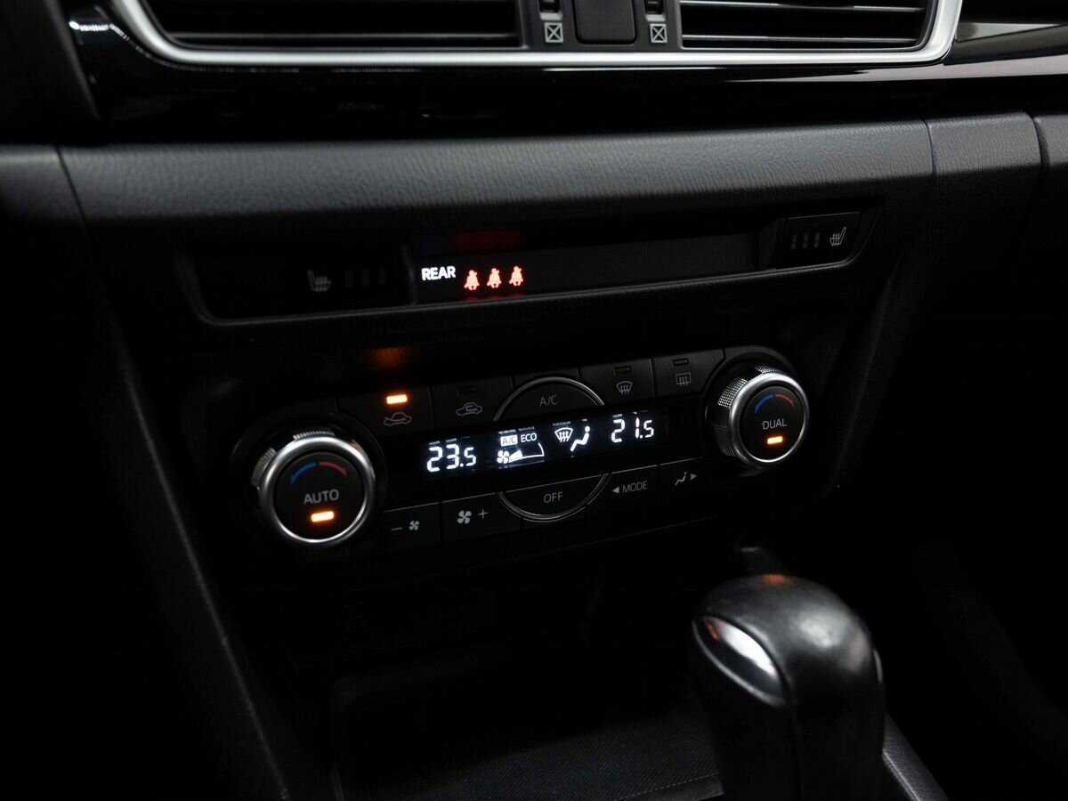 Мазда 3 б/у, 2014, Автоматическая. Фото: #18