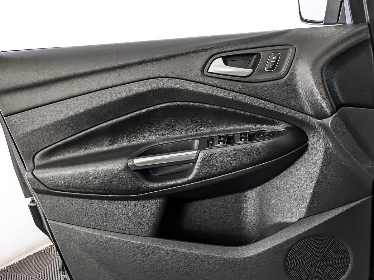 Форд Куга б/у, 2016, Автоматическая. Фото: #18