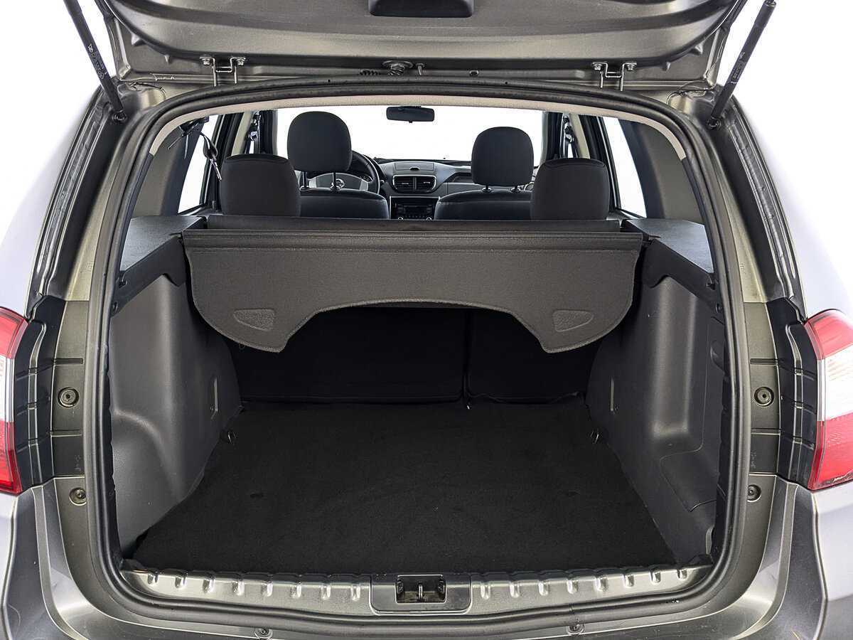 Ниссан Террано б/у, 2015, Автоматическая. Фото: #9