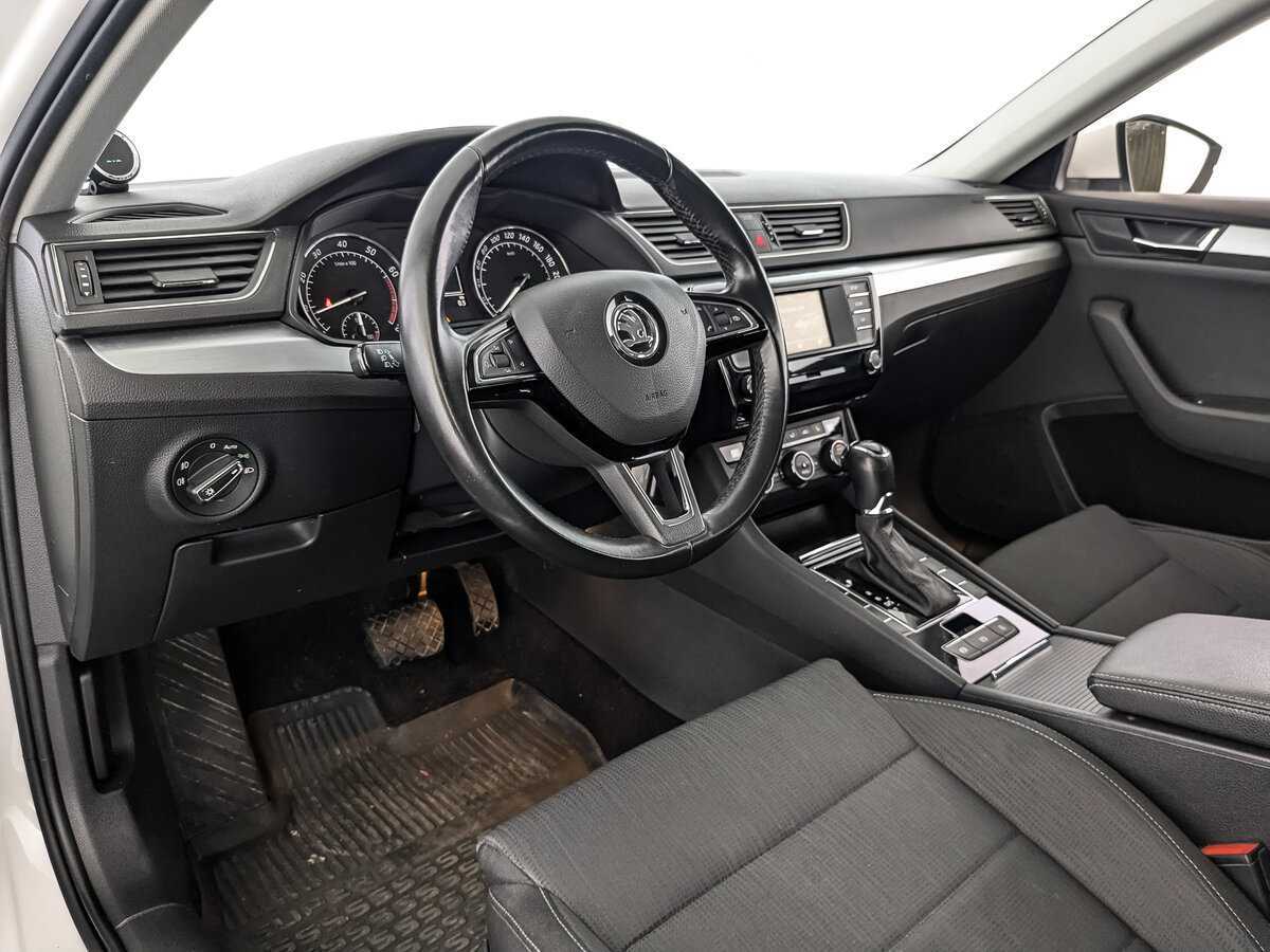 Шкода Суперб б/у, 2017, Роботизированная. Фото: #14