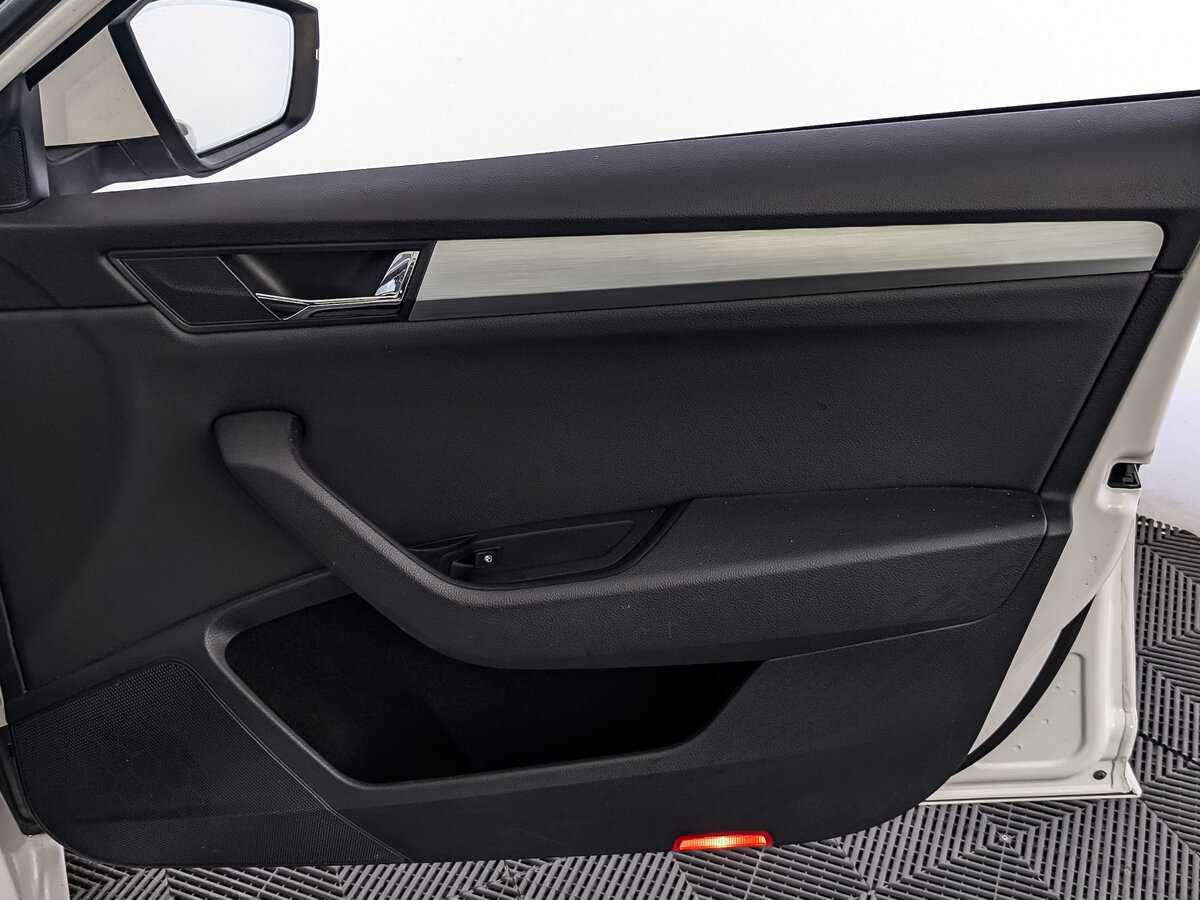 Шкода Суперб б/у, 2017, Роботизированная. Фото: #23